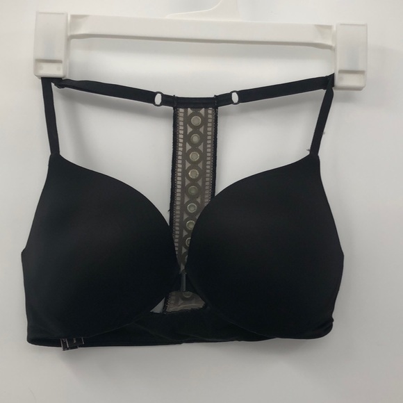 Victoria's Secret Other - Victoria’s Secret So Obsessed Push-up Bra 32D